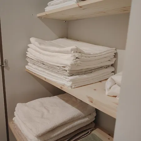 Rauhallinen Parvekkeella Appartement