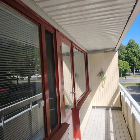 公寓 Rauhallinen Parvekkeella 约恩苏